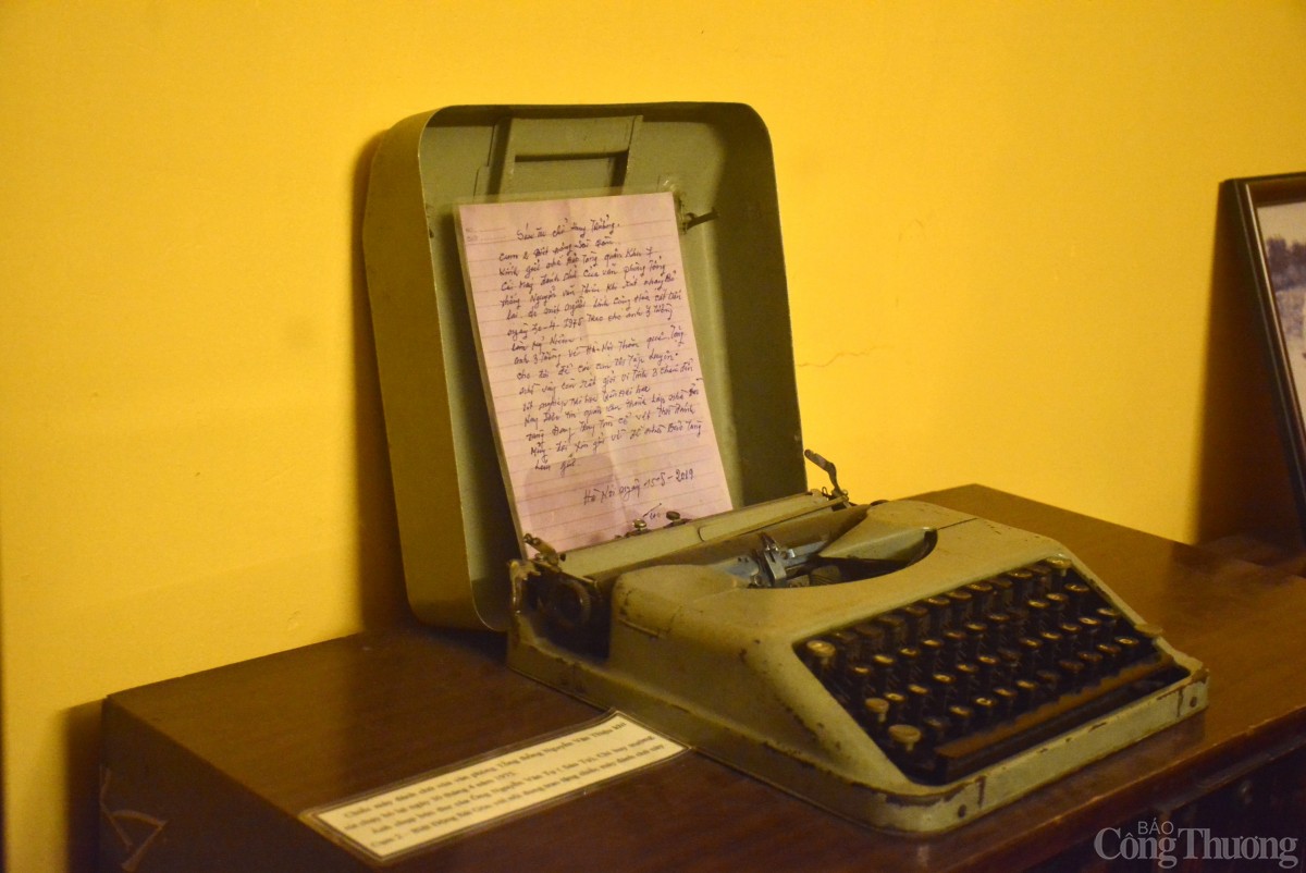 Cùng người trẻ 'theo dấu Biệt động Sài Gòn' Cùng người trẻ 'theo dấu Biệt động Sài Gòn'