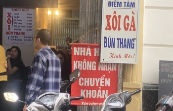 Quán ăn không nhận chuyển khoản: Đừng 'đi lùi' trong thời đại số