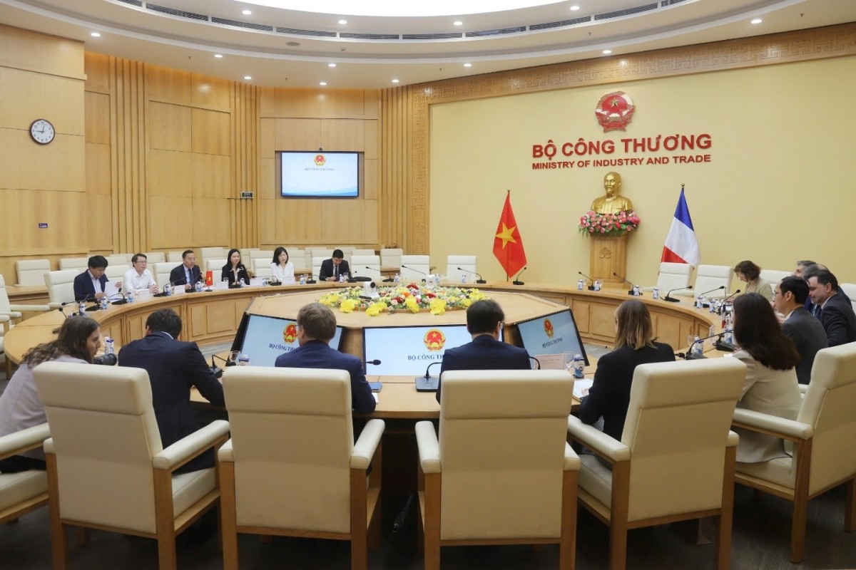 Chốt thời gian chấm dứt mô hình cấp huyện, quận, thành phố Chốt thời gian chấm dứt mô hình cấp huyện, quận, thành phố