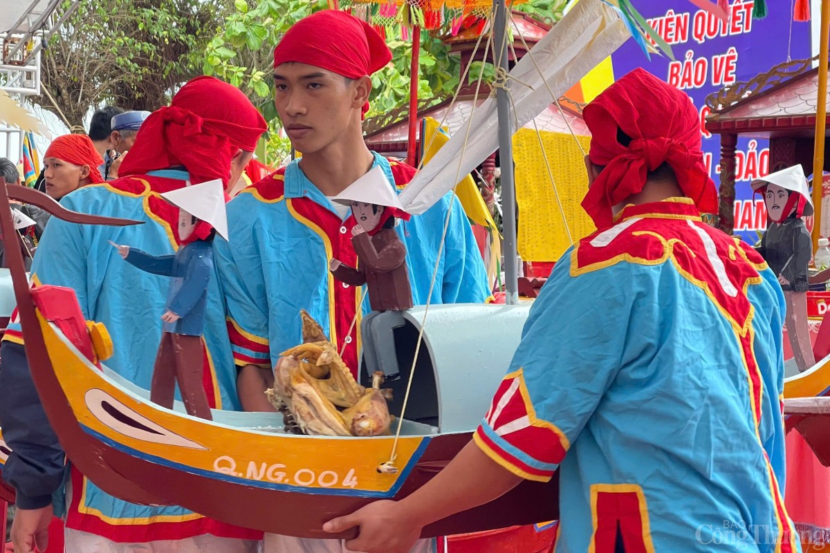Lễ tế nhằm khắc nhằm tri ân những binh phu trong Đội Hùng binh Hoàng Sa Bắc Hải đã có công ra quần đảo Hoàng Sa, Trường Sa, cắm mốc khẳng định chủ quyền Việt Nam