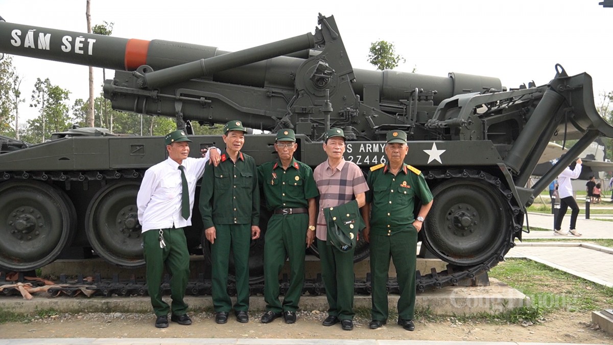 Bảo tàng Lịch sử Quân sự đón hàng nghìn lượt khách