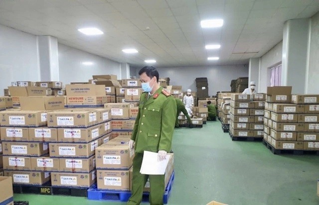 Đừng để tự công bố thành ‘lưỡi dao’ hại người tiêu dùng Đừng để tự công bố thành ‘lưỡi dao’ hại người tiêu dùng