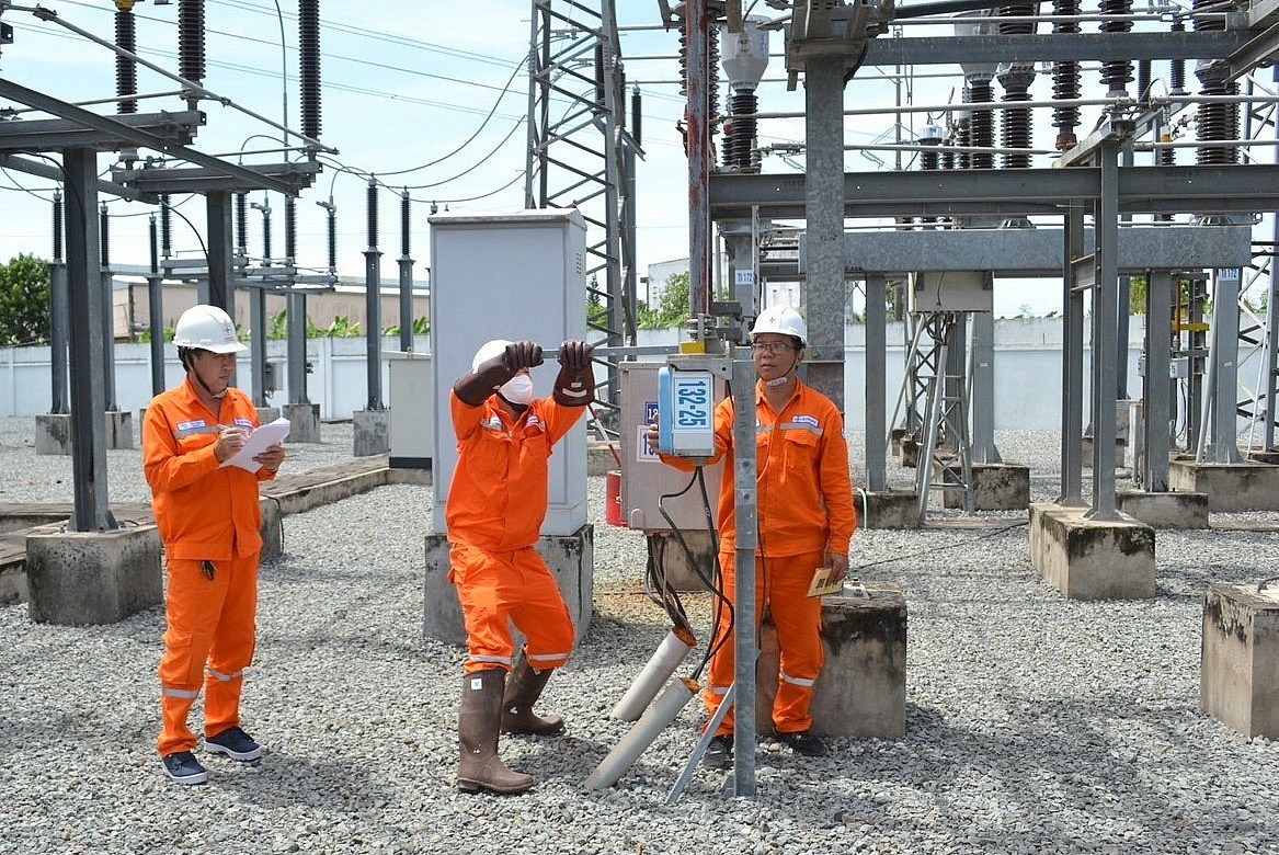 Phụ tải điện tăng, ngành điện miền Nam chủ động ứng phó