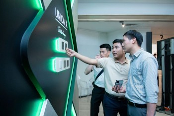 Thị trường công tắc, ổ cắm cao cấp sôi động với cuộc đua thiết kế và công nghệ