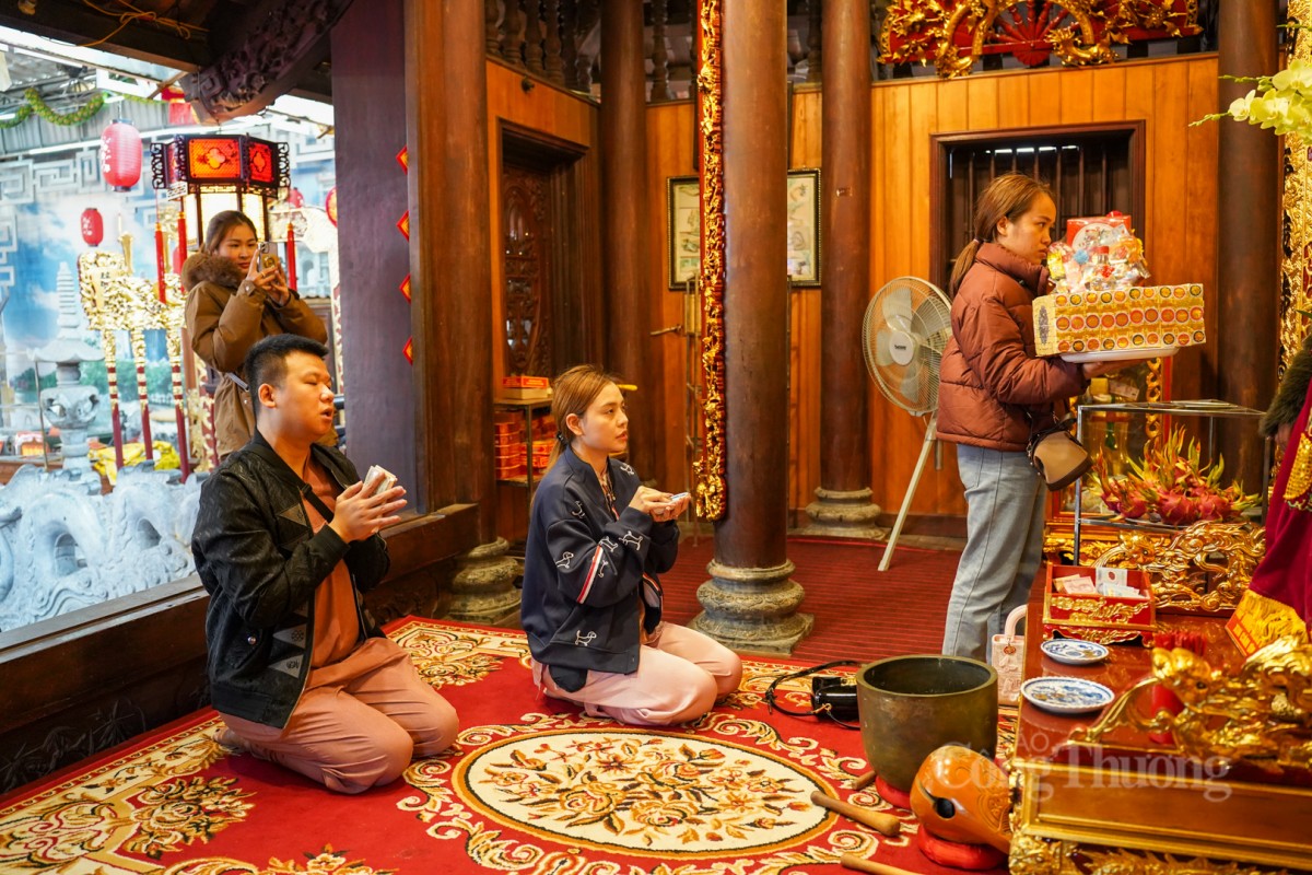 Đền Quan Đệ Tứ nổi tiếng linh thiêng với truyền thuyết lạ