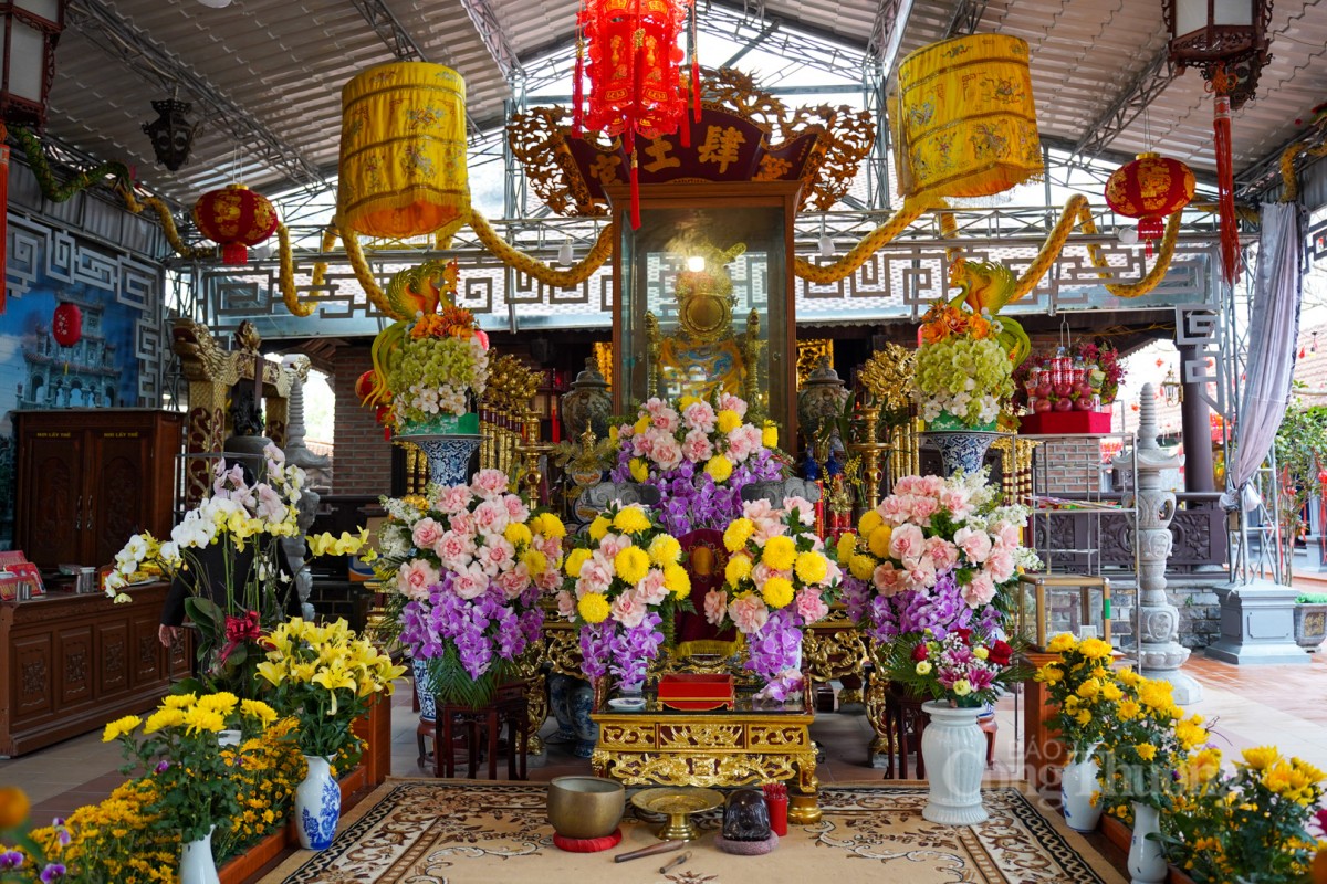 Đền Quan Đệ Tứ nổi tiếng linh thiêng với truyền thuyết lạ