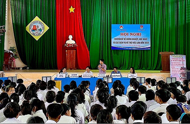 Bình Định: Mở lối tương lai bằng hướng nghiệp và đào tạo nghề Bình Định: Mở lối tương lai bằng hướng nghiệp và đào tạo nghề
