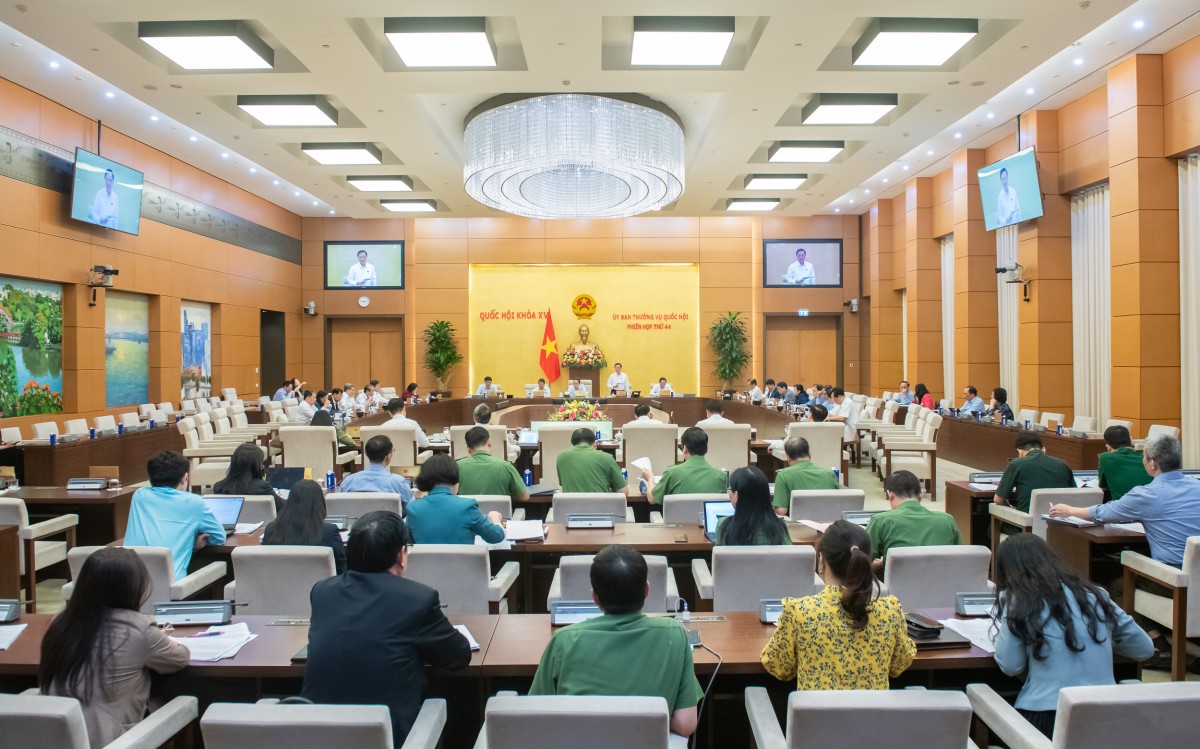 Cho ý kiến về 4 dự án luật trong lĩnh vực tương Cho ý kiến về 4 dự án luật trong lĩnh vực tương