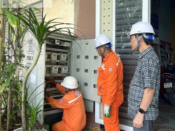 PC Thanh Hóa chủ động triển khai các giải pháp, đảm bảo cung ứng điện cho du lịch Sầm Sơn 2025