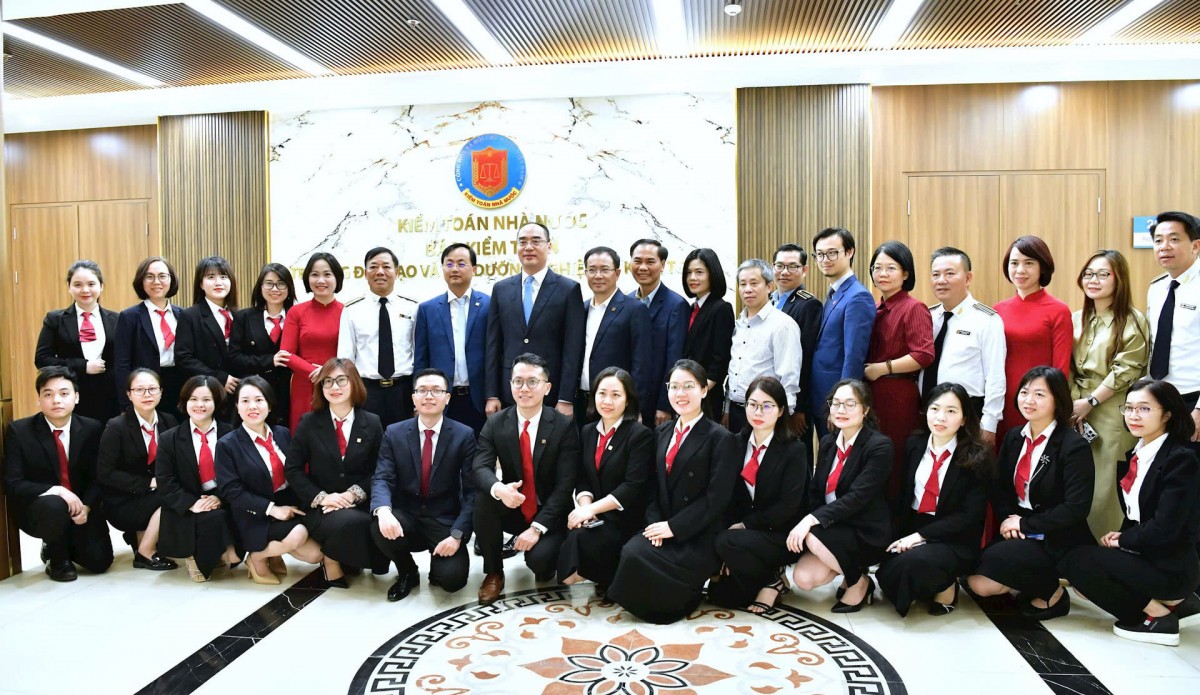 Bồi dưỡng về IFRS và chia sẻ kinh nghiệm của Kiểm toán nhà nước trong lĩnh vực ngân hàng