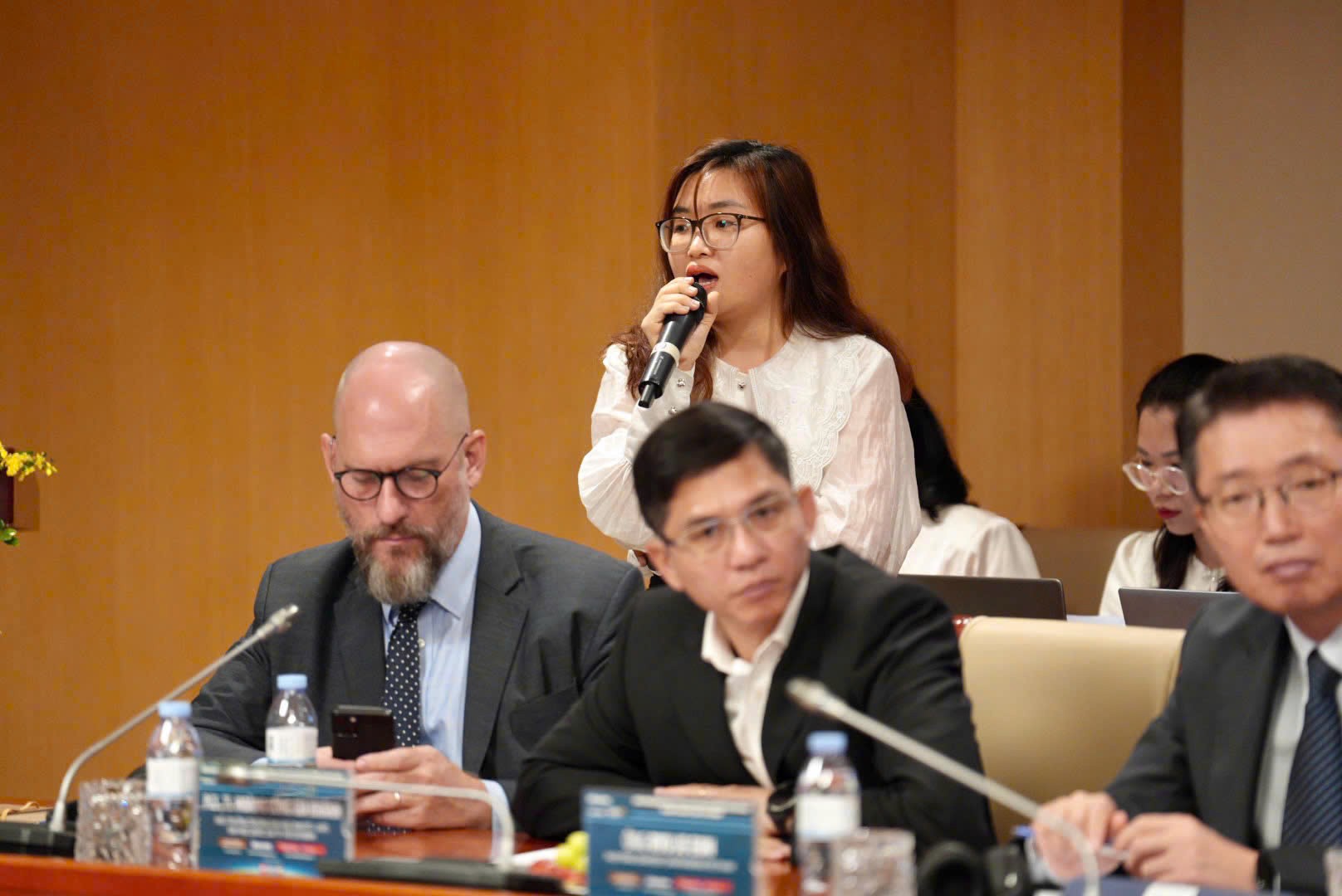 Trung tâm tài chính - Ngân hàng Việt làm gì để không Trung tâm tài chính - Ngân hàng Việt làm gì để không