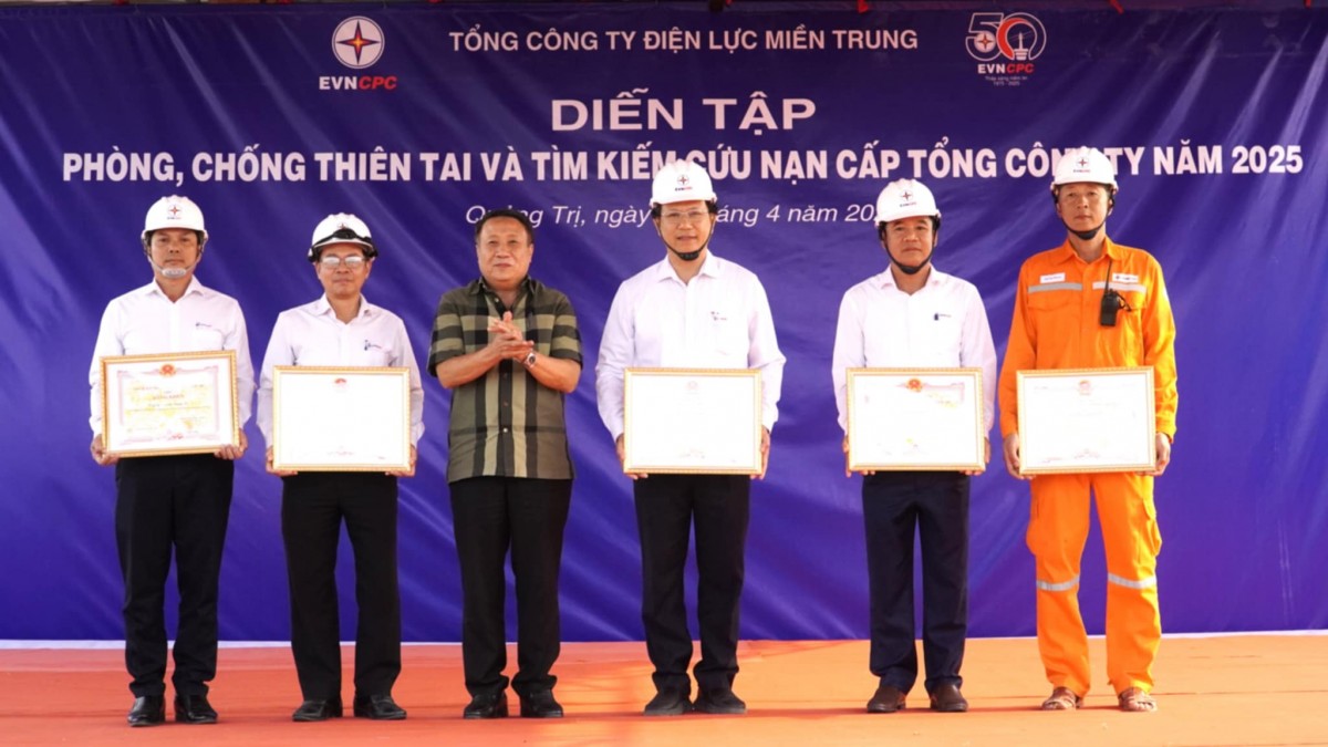 “Phòng ngừa chủ động, ứng phó kịp thời, khắc phục khẩn trương