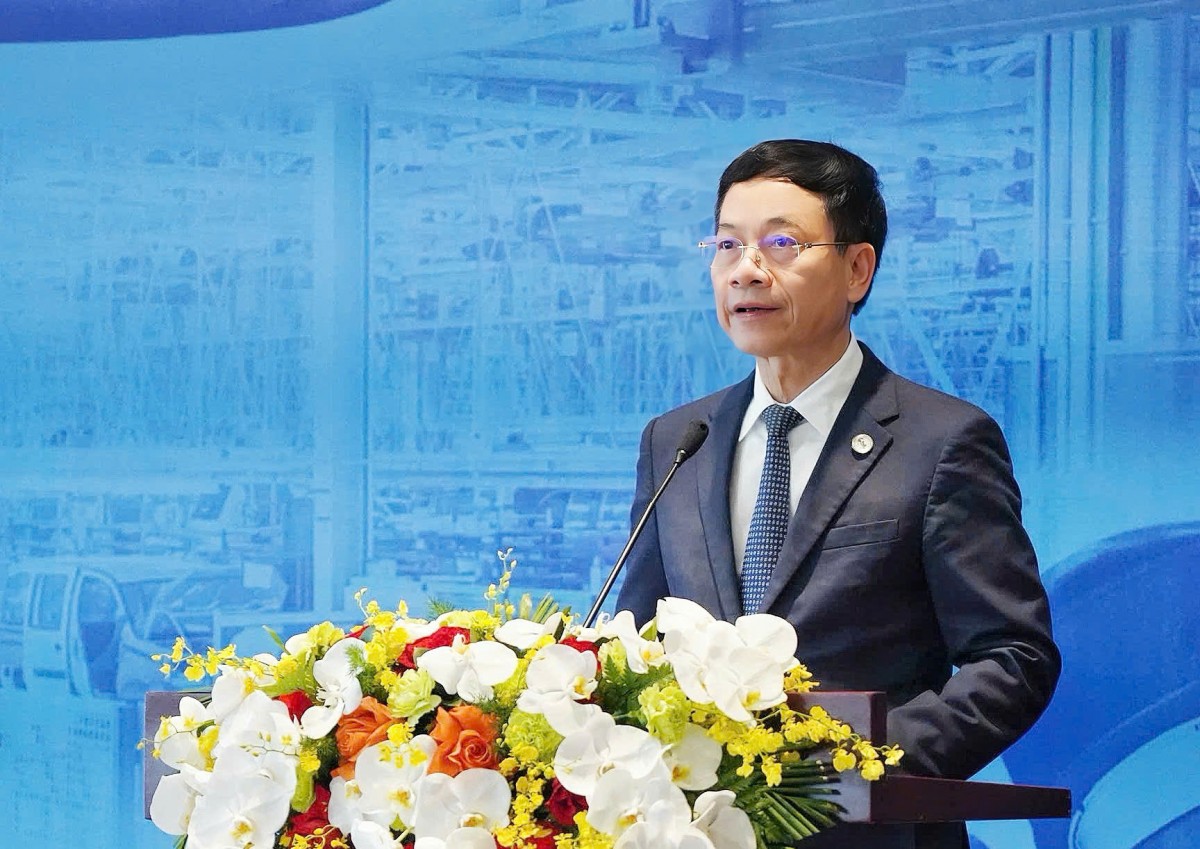 Bộ trưởng Bộ Khoa học và Công nghệ Nguyễn Mạnh Hùng