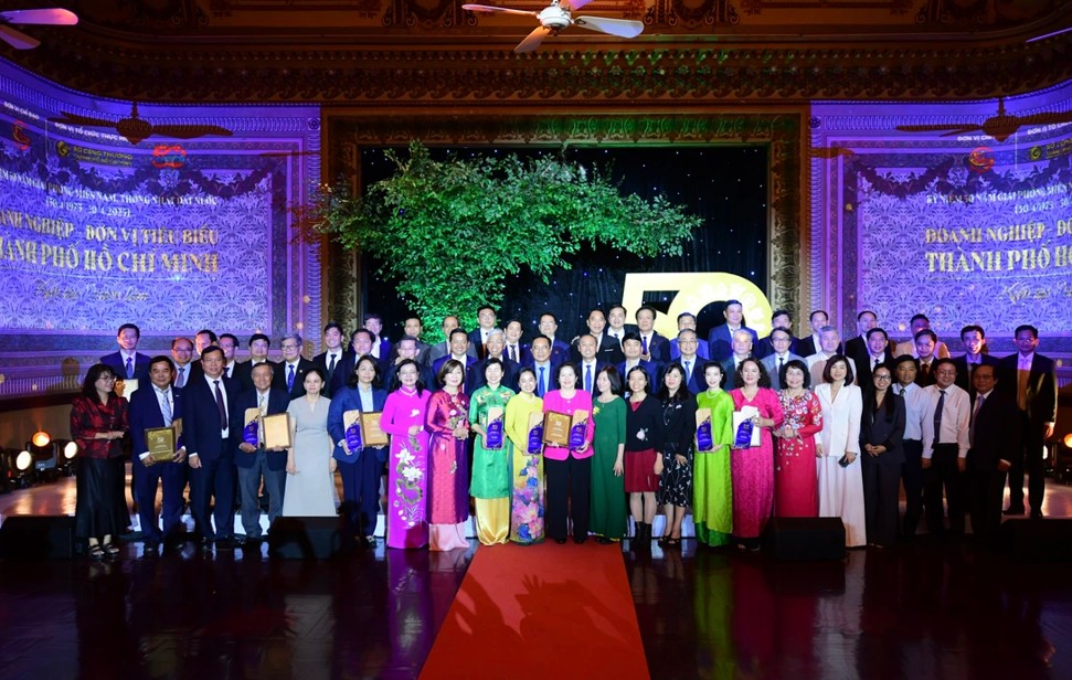 TP. Hồ Chí Minh: “Xướng tên" 50 doanh nghiệp tiêu biểu có TP. Hồ Chí Minh: “Xướng tên" 50 doanh nghiệp tiêu biểu có