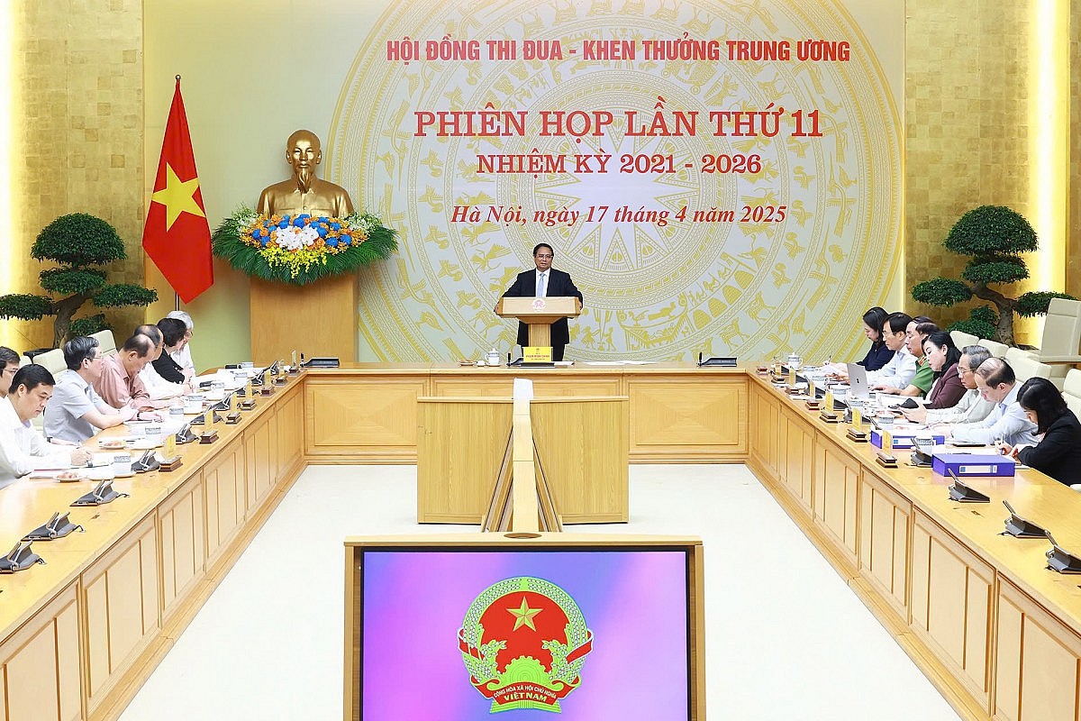 Thủ tướng đề nghị Hội đồng tiếp tục hướng dẫn, động viên các bộ, ban, ngành, địa phương tích cực thúc đẩy công tác thi đua, khen thưởng - Ảnh: VGP/Nhật Bắc