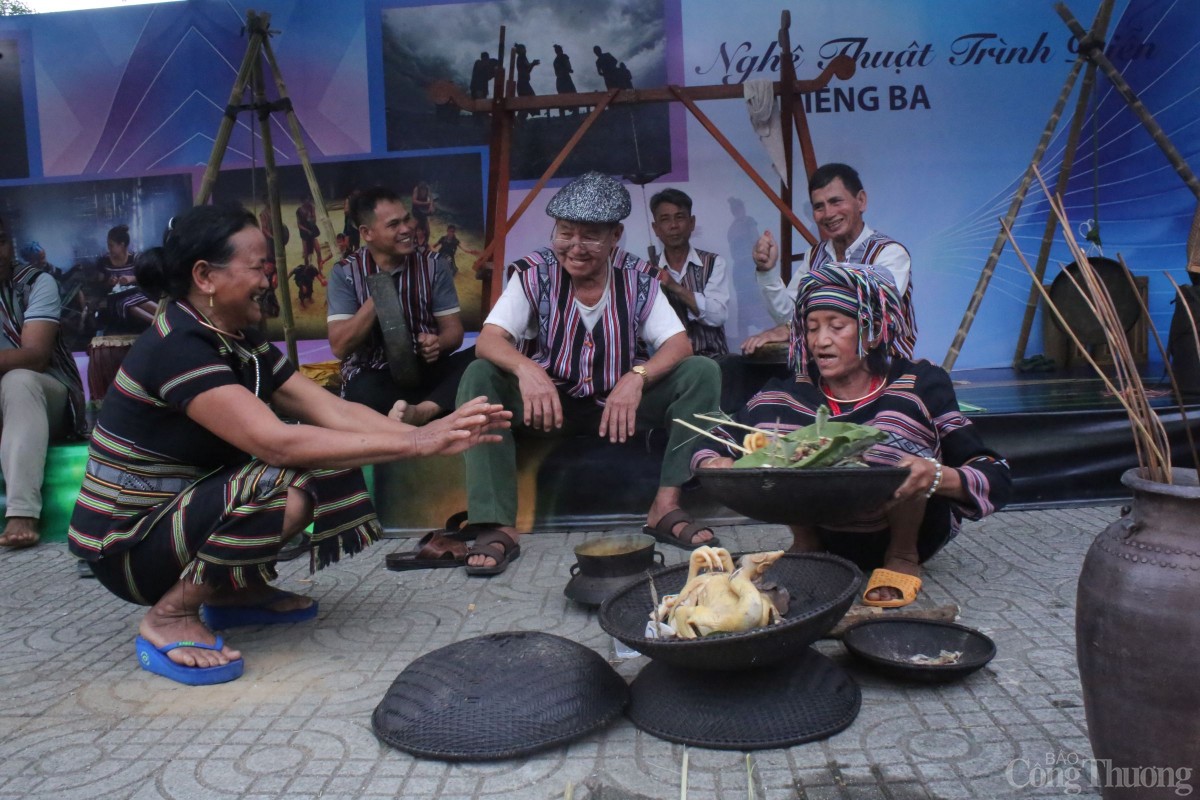 Người Hrê tổ chức nghi lễ này với tâm niệm dân gian sâu sắc “An cư lập nghiệp”.