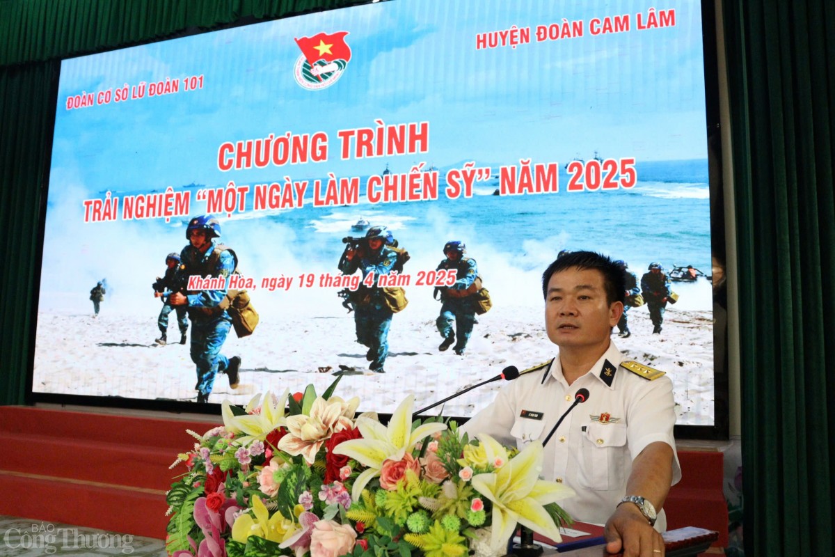 Một ngày làm chiến sĩ với Lữ đoàn 101 Một ngày làm chiến sĩ với Lữ đoàn 101