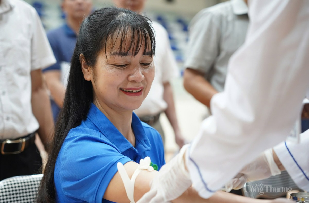 Công đoàn Công Thương Việt Nam khởi động chuỗi hoạt động Tháng Công nhân 2025 Công đoàn Công Thương Việt Nam khởi động chuỗi hoạt động Tháng Công nhân 2025