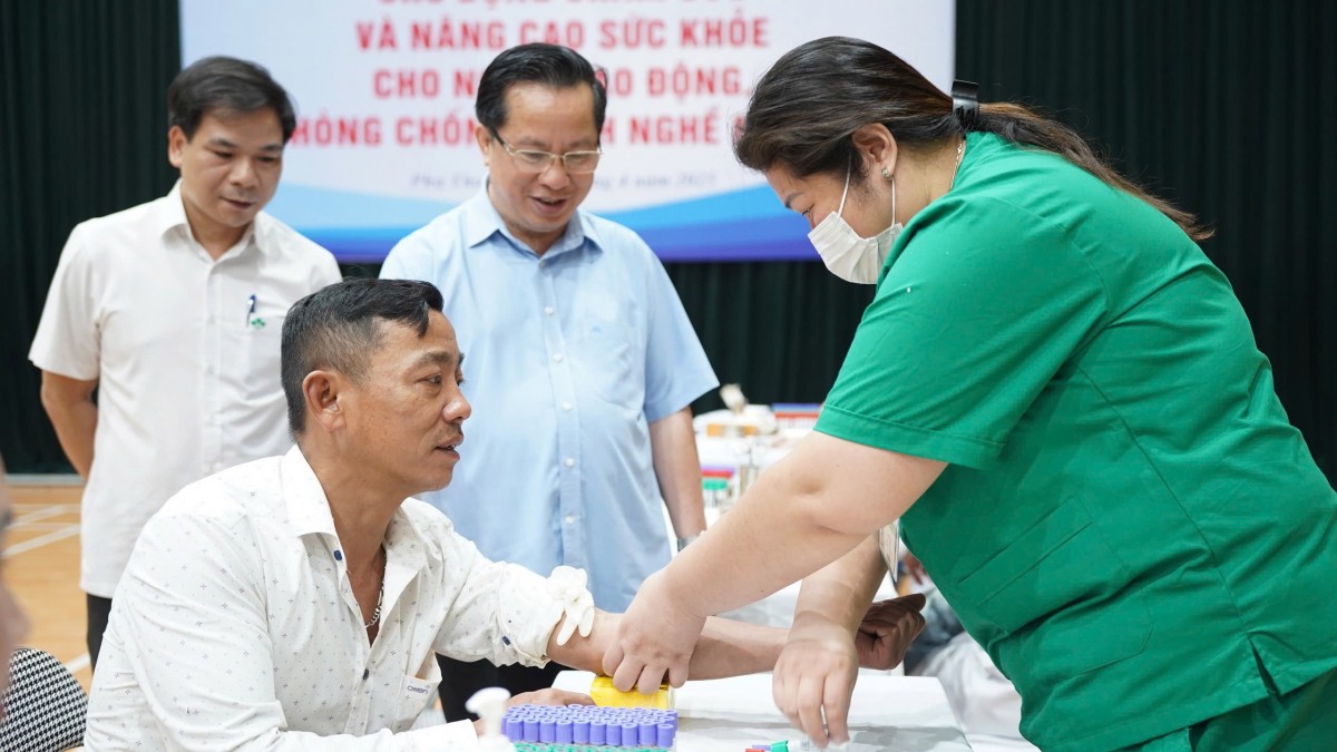 Công đoàn Công Thương Việt Nam khởi động chuỗi hoạt động Tháng Công nhân 2025 Công đoàn Công Thương Việt Nam khởi động chuỗi hoạt động Tháng Công nhân 2025