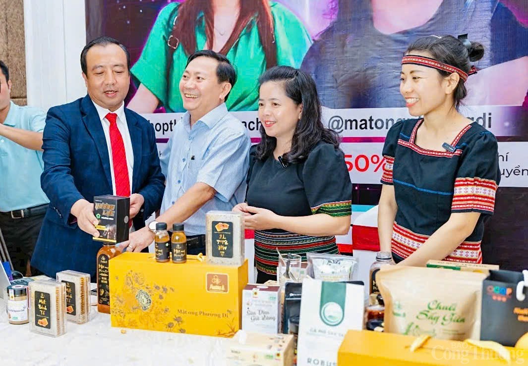 OCOP: Vững chất lượng – Sáng thương hiệu – Chạm niềm tin OCOP: Vững chất lượng – Sáng thương hiệu – Chạm niềm tin
