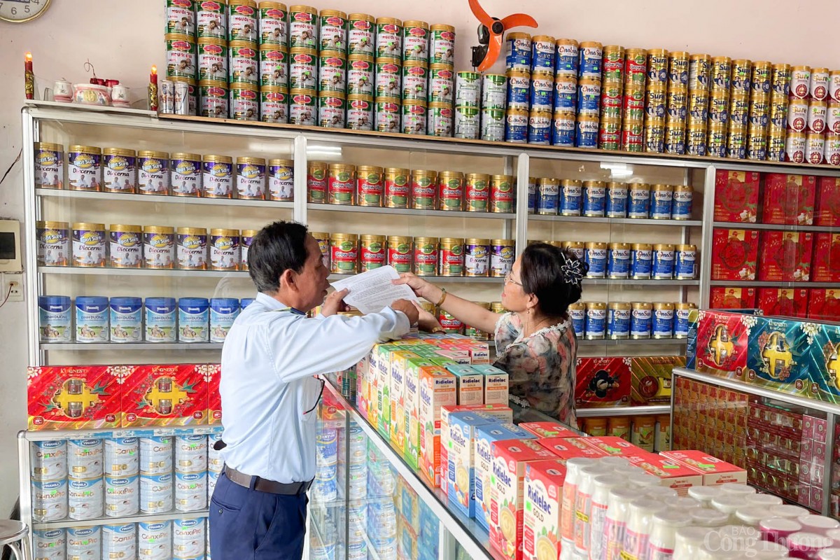 Tuyên truyền đến các hộ kinh doanh không tiếp tay kinh doanh các mặt hàng sữa nhập lậu, sữa không rõ nguồn gốc