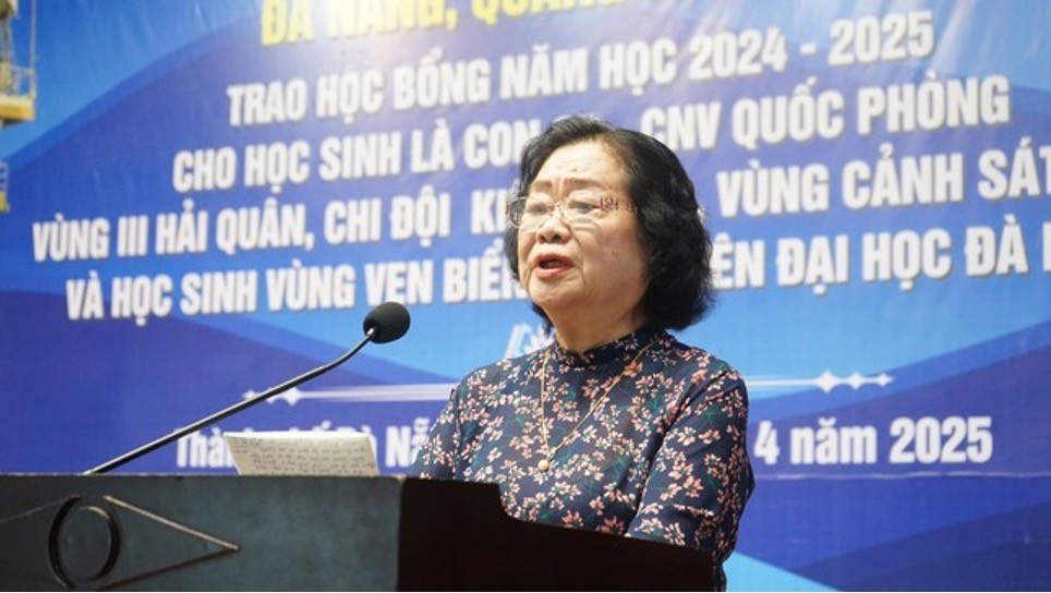 Bà Trương Mỹ Hoa, Nguyên Phó Chủ tịch nước phát biểu tại chương trình