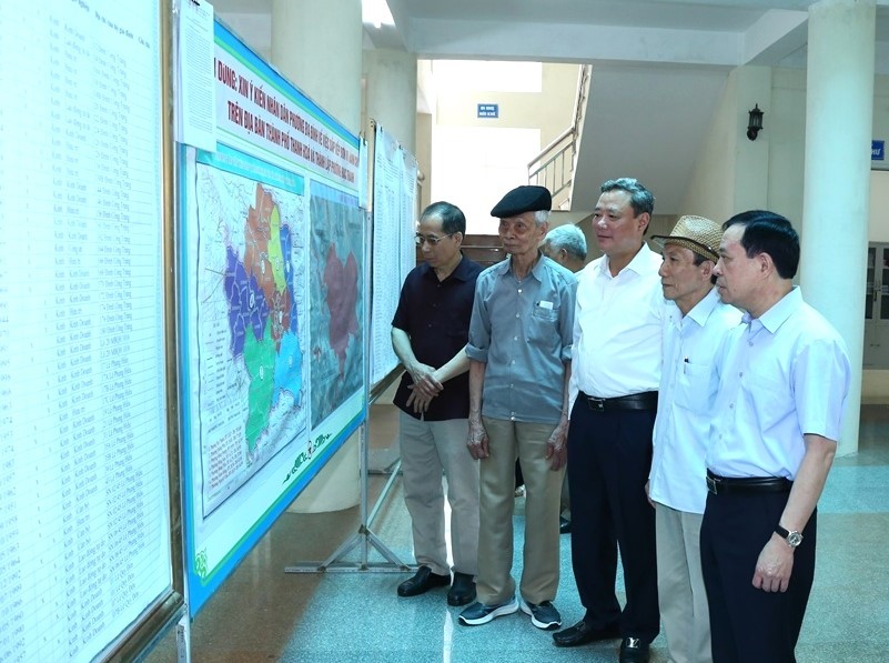 lấy ý kiến nhân dân về sáp nhập xã