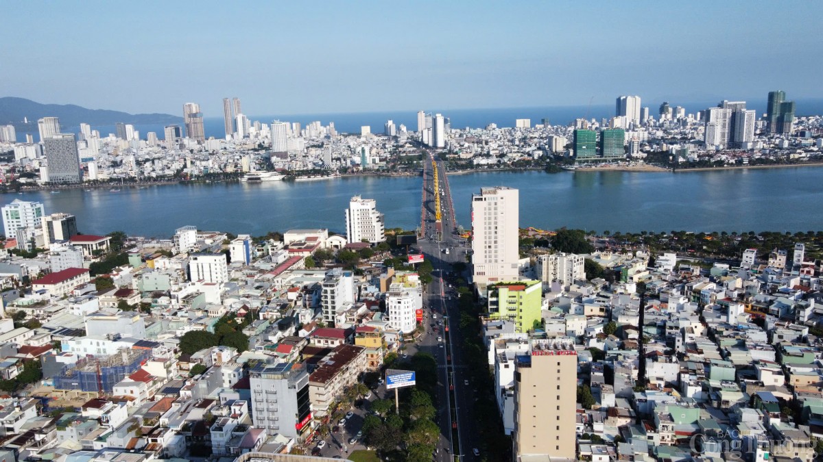 Đà Nẵng, Quảng Nam và cái được lớn nhất: Được lòng dân