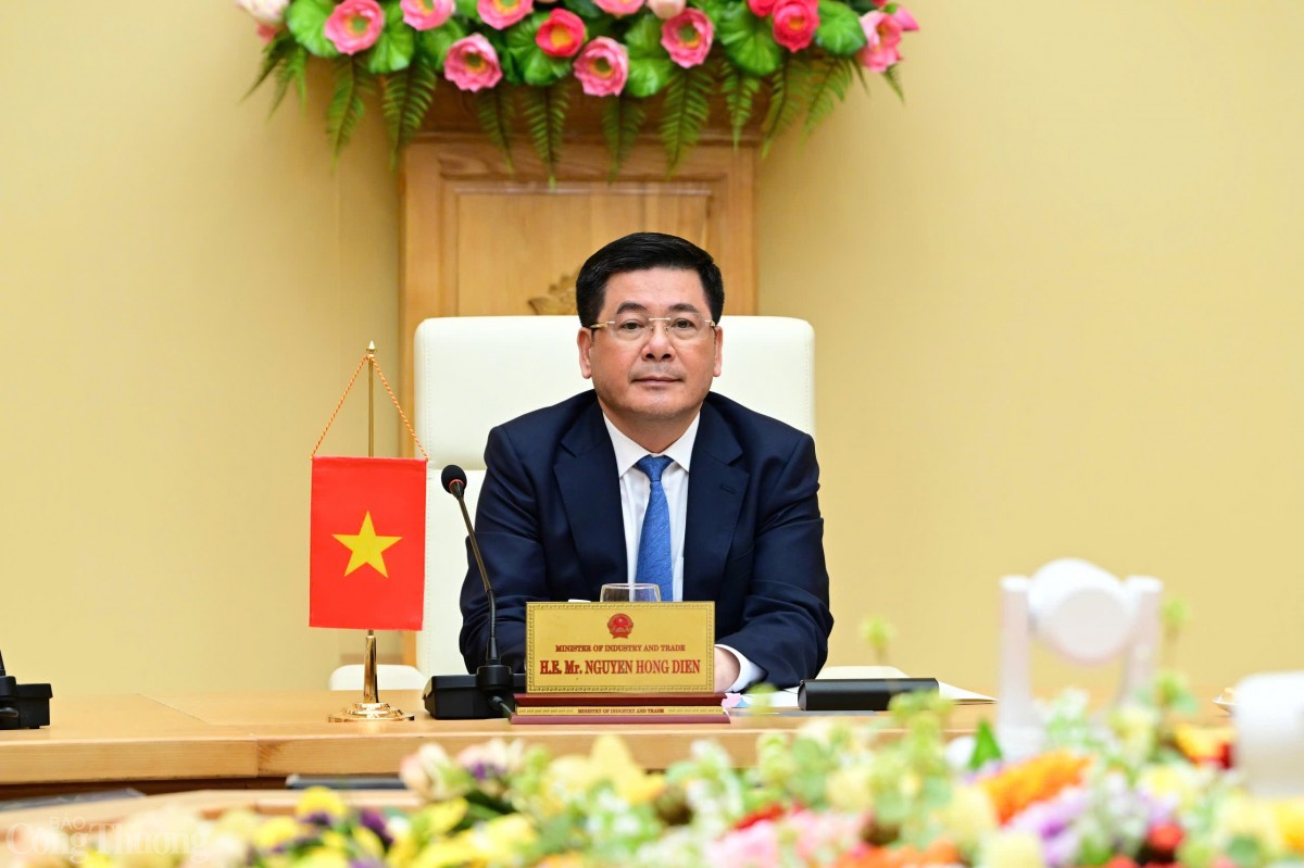undefined Bộ trưởng Nguyễn Hồng Diên điện đàm với Hoa Kỳ