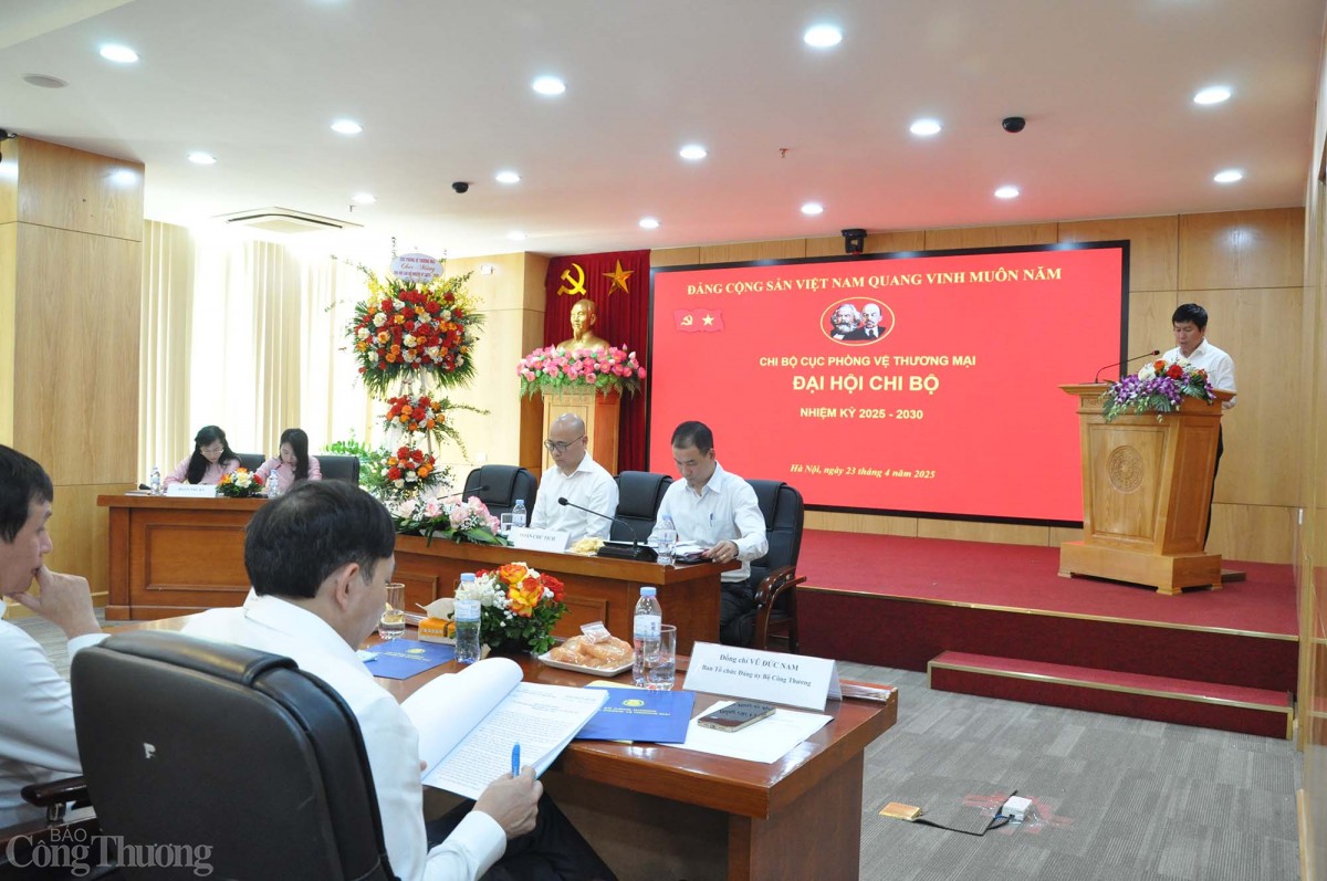 Đại hội Chi bộ Cục Phòng vệ thương mại nhiệm kỳ 2025-2030 Đại hội Chi bộ Cục Phòng vệ thương mại nhiệm kỳ 2025-2030