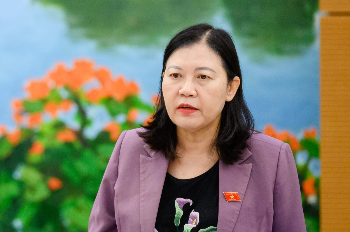 Phó Chủ nhiệm Thường trực Ủy ban Giám sát và Dân nguyện Lê Thị Nga