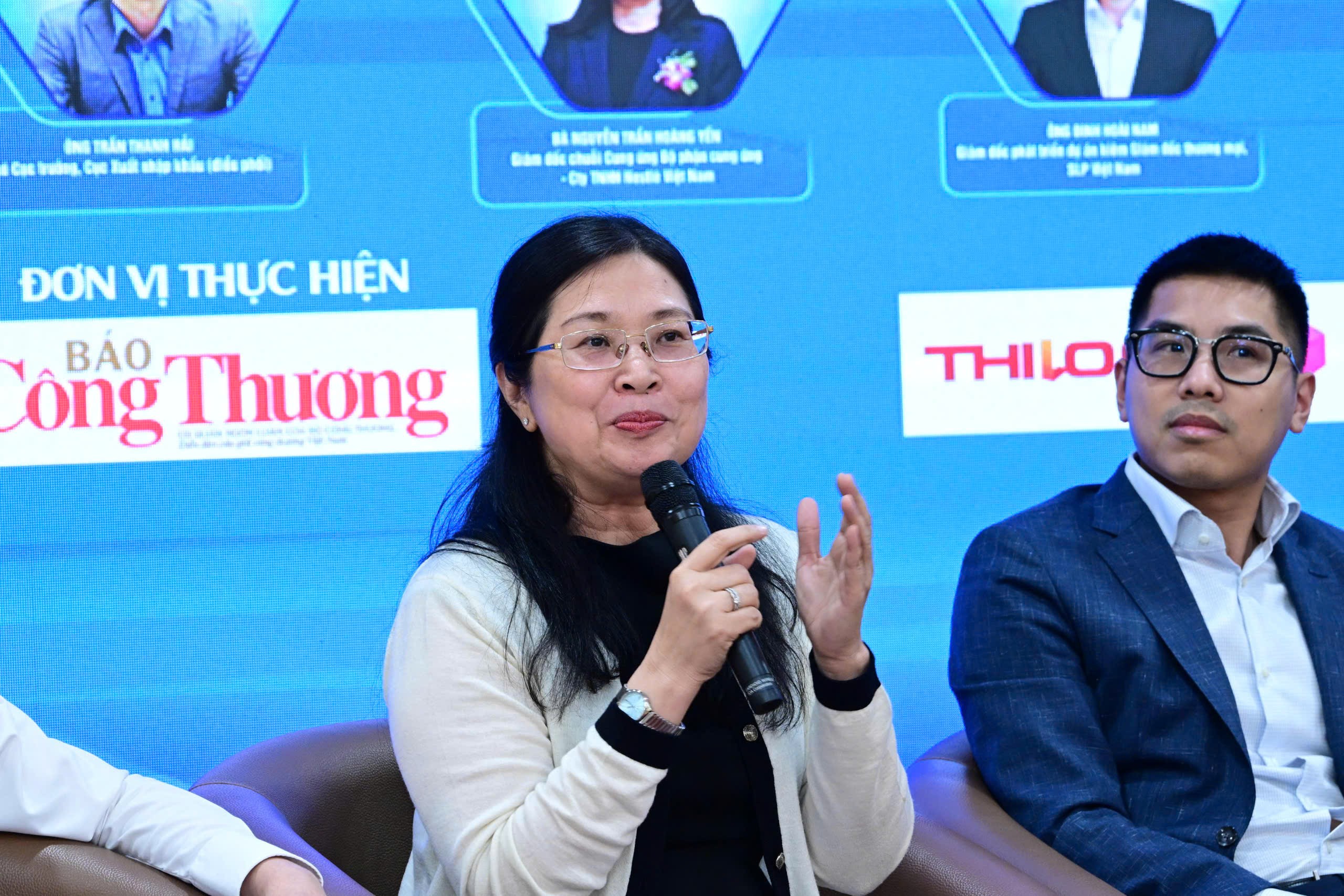 Cách mạng logistics: AI, IoT, blockchain đang viết lại chuỗi cung ứng