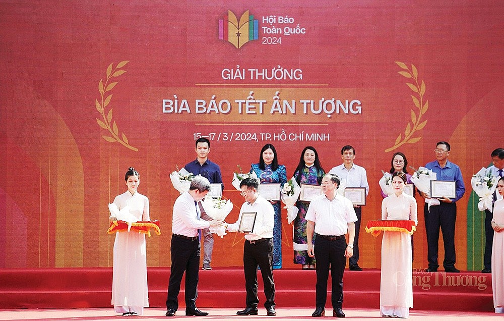 Chùm ảnh: Đảng bộ Báo Công Thương và dấu ấn nhiệm kỳ 2020-2025