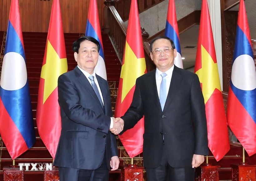 Chủ tịch nước Lương Cường hội kiến Thủ tướng Chính phủ Lào Sonexay Siphandone. Ảnh: TTXVN Chủ tịch nước Lương Cường hội kiến Thủ tướng Chính phủ Lào Sonexay Siphandone. Ảnh: TTXVN