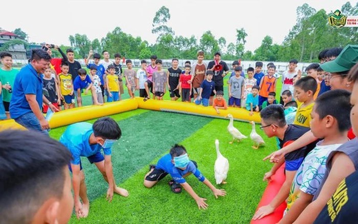 Trại hè nở rộ: Nhiều lựa chọn trải nghiệm cho trẻ Trại hè nở rộ: Nhiều lựa chọn trải nghiệm cho trẻ