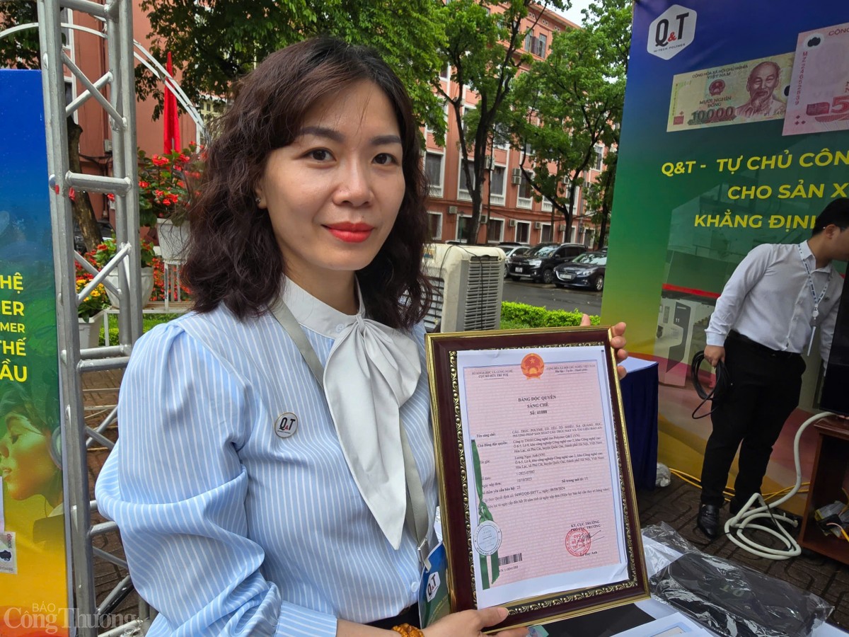 Bà Lương Thanh TRang QT Bà Lương Thanh TRang QT