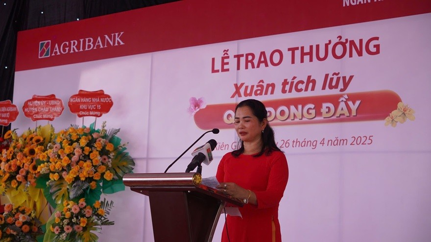 Agribank trao giải đặc biệt chương trình tiết kiệm dự thưởng “Xuân tích lũy - Quỹ đong đầy”
