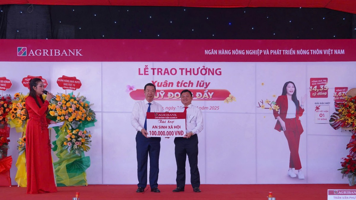 Agribank trao giải đặc biệt chương trình tiết kiệm dự thưởng “Xuân tích lũy - Quỹ đong đầy”
