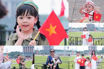 Chùm ảnh: Quảng trường Ba Đình rộn ràng ngày hội non sông 30/4
