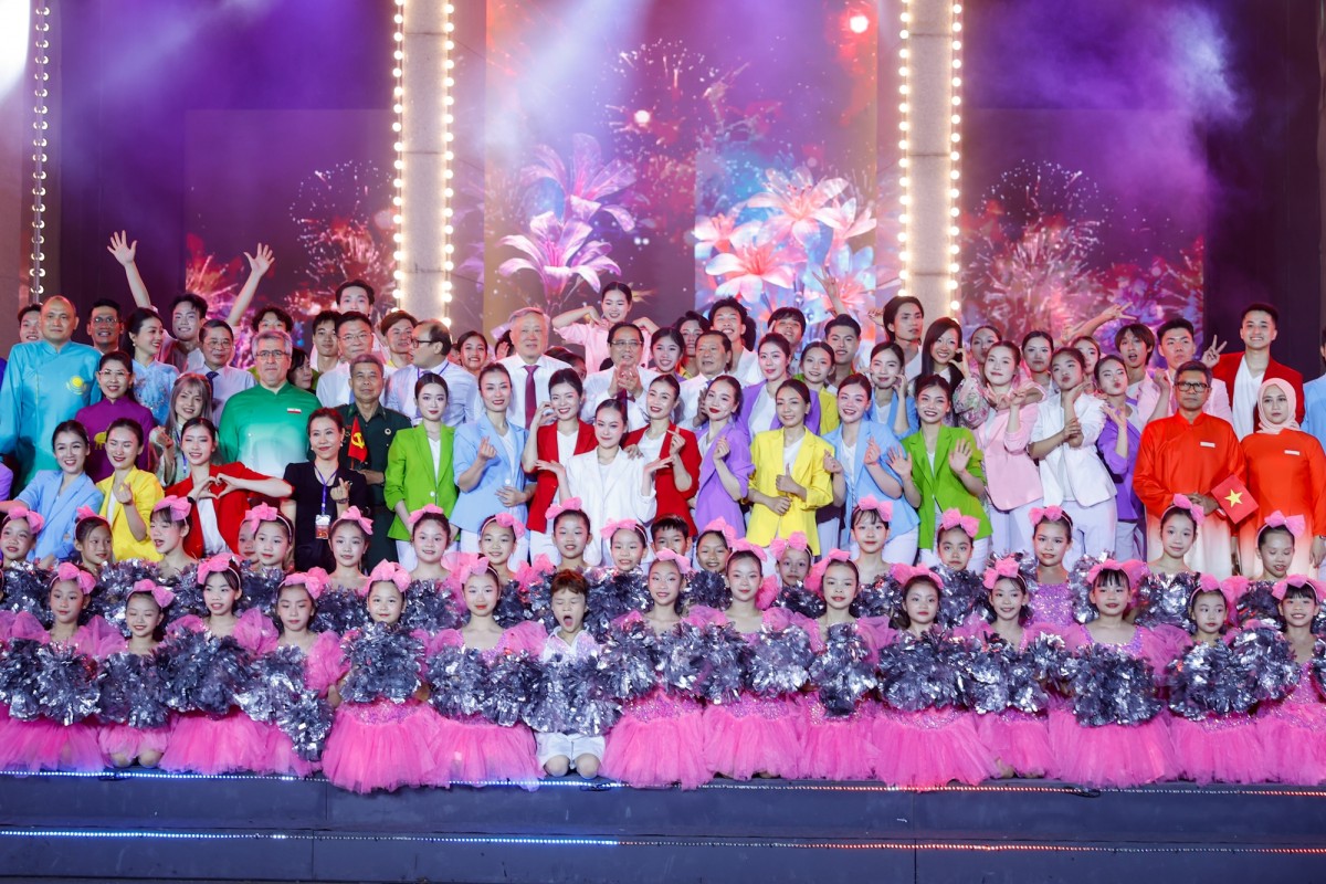 'Vang mãi khúc khải hoàn' - thông điệp về tự hào về