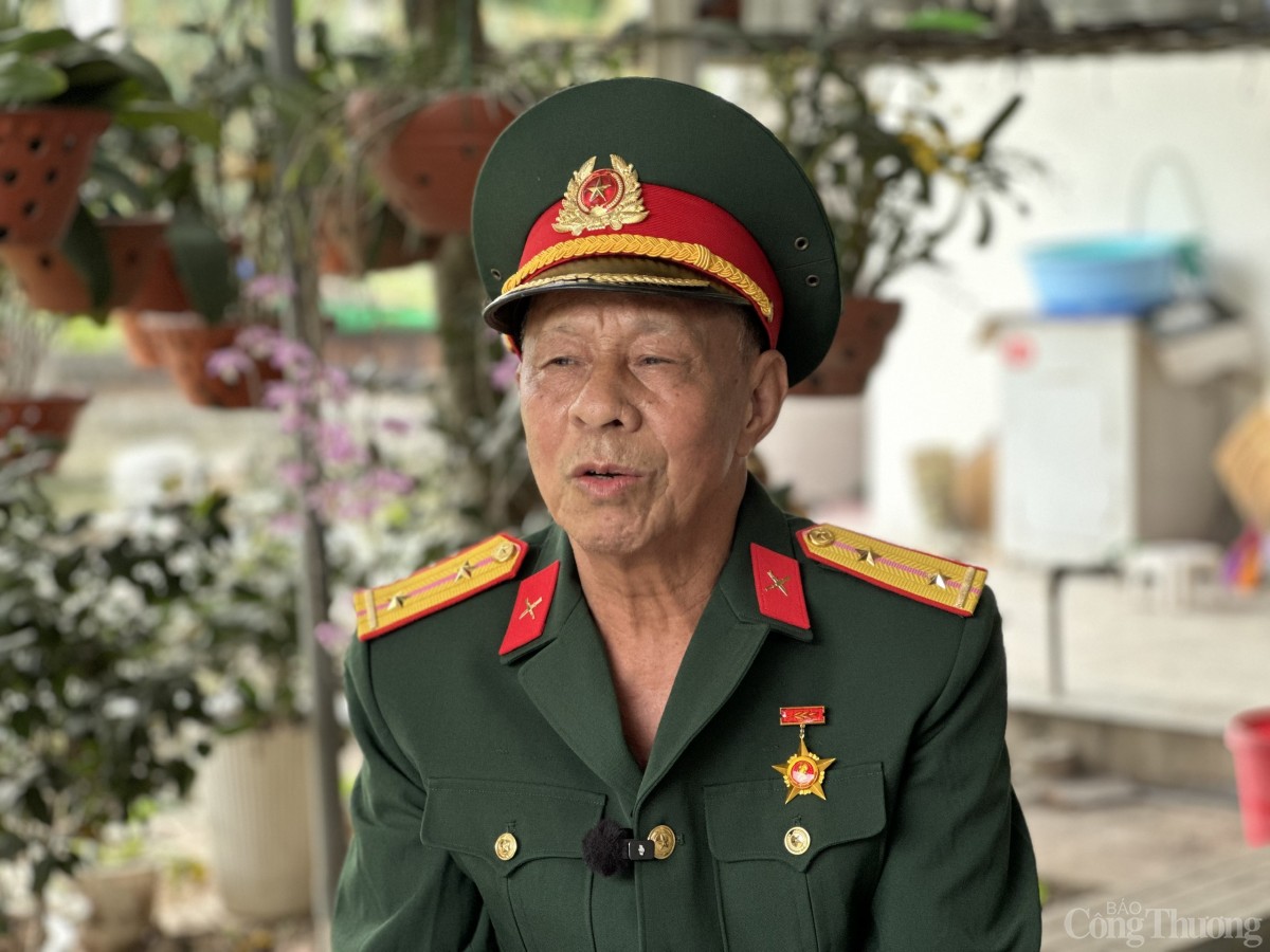 Từ tuyến lửa Trường Sơn đến 'xa lộ' logistics Từ tuyến lửa Trường Sơn đến 'xa lộ' logistics