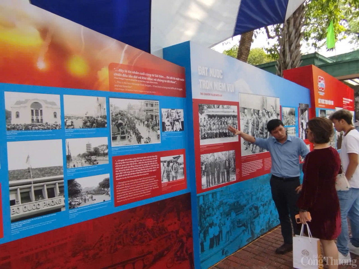 Thời khắc lịch sử đi đến con đường thống nhất đất nước