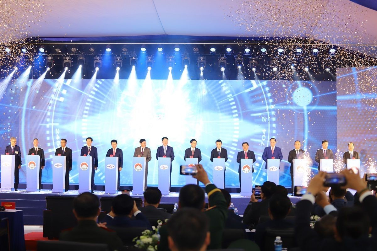 cảng quốc tế lào việt cảng quốc tế lào việt