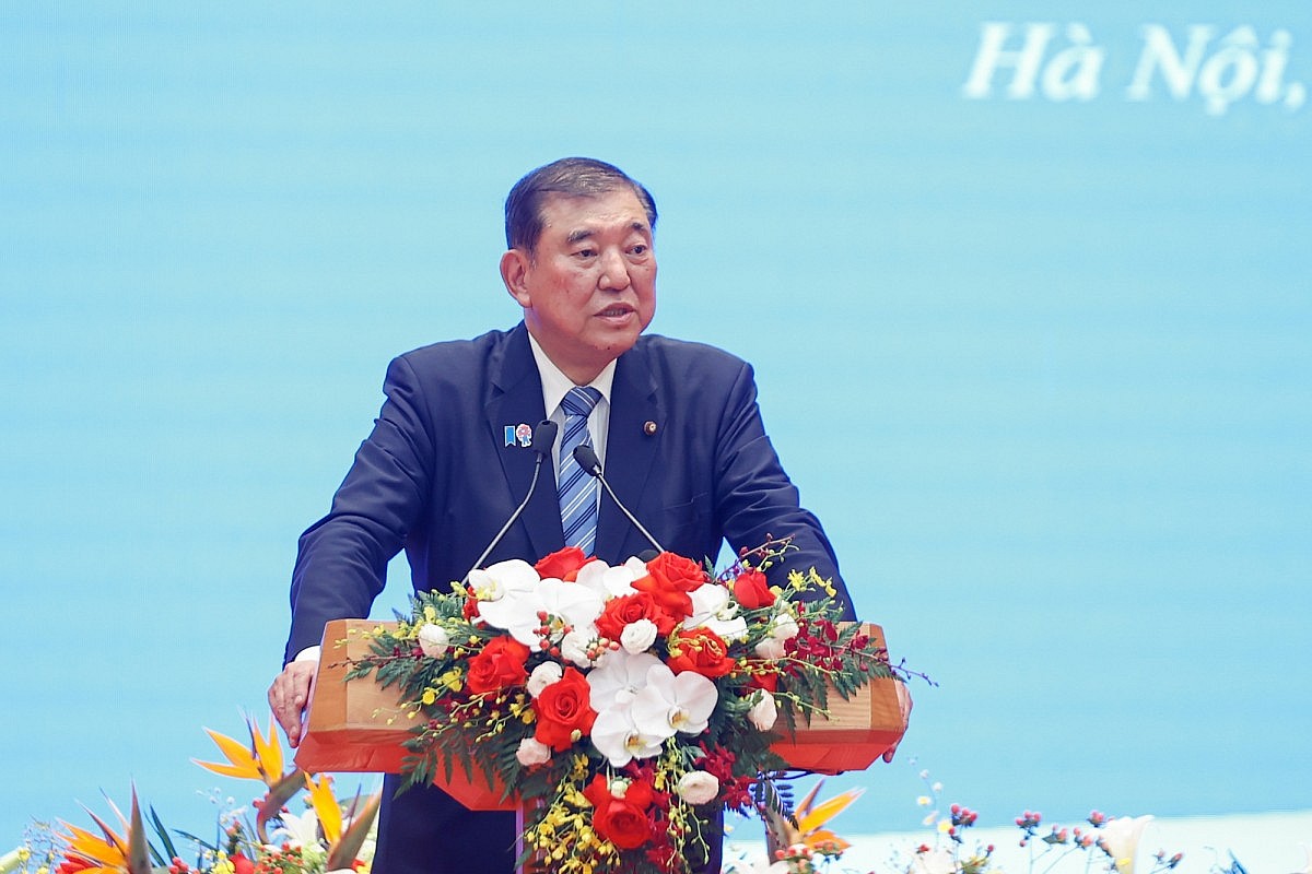 Qua những chia sẻ của các doanh nghiệp, Thủ tướng Nhật Bản Ishiba Shigeru cho biết ông càng tin tưởng sâu sắc rằng tiềm năng hợp tác giữa Nhật Bản và Việt Nam là không có giới hạn - Ảnh: VGP/Nhật Bắc Qua những chia sẻ của các doanh nghiệp, Thủ tướng Nhật Bản Ishiba Shigeru cho biết ông càng tin tưởng sâu sắc rằng tiềm năng hợp tác giữa Nhật Bản và Việt Nam là không có giới hạn - Ảnh: VGP/Nhật Bắc