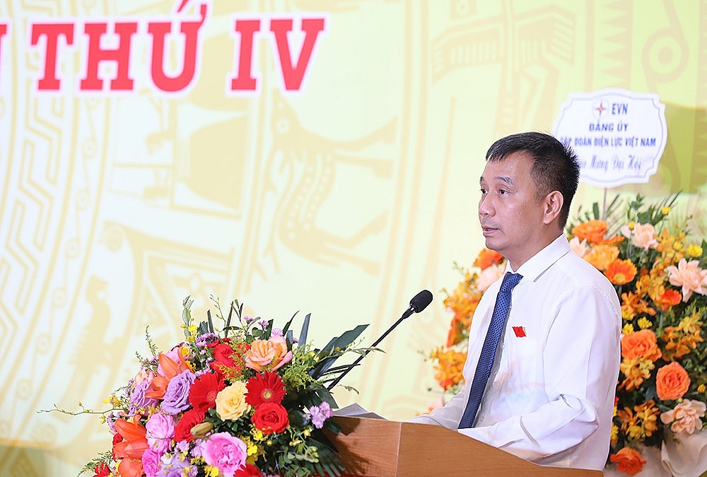 Giữ vững 'mạch máu' quốc gia: Đảng bộ EVNNPT bước vào kỳ mới với khí thế mới Giữ vững 'mạch máu' quốc gia: Đảng bộ EVNNPT bước vào kỳ mới với khí thế mới