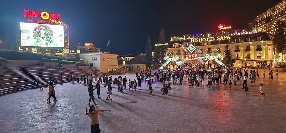 Điện lực Sa Pa sẵn sàng cấp điện an toàn dịp 30/4-1/5 Điện lực Sa Pa sẵn sàng cấp điện an toàn dịp 30/4-1/5