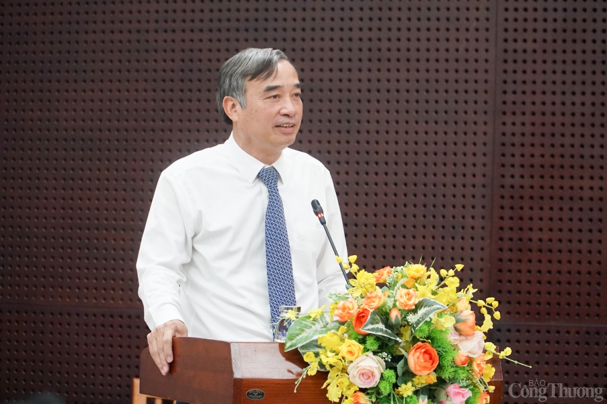 Chủ tịch UBND TP. Đà Nẵng phát biểu tại Lễ công bố Chủ tịch UBND TP. Đà Nẵng phát biểu tại Lễ công bố