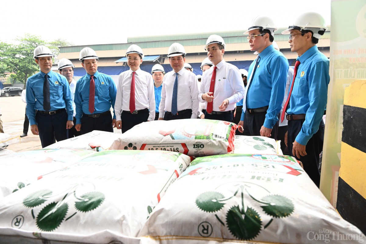 Ngành Công Thương: Phát huy vai trò tiên phong của giai cấp công nhân trong kỷ nguyên mới Ngành Công Thương: Phát huy vai trò tiên phong của giai cấp công nhân trong kỷ nguyên mới