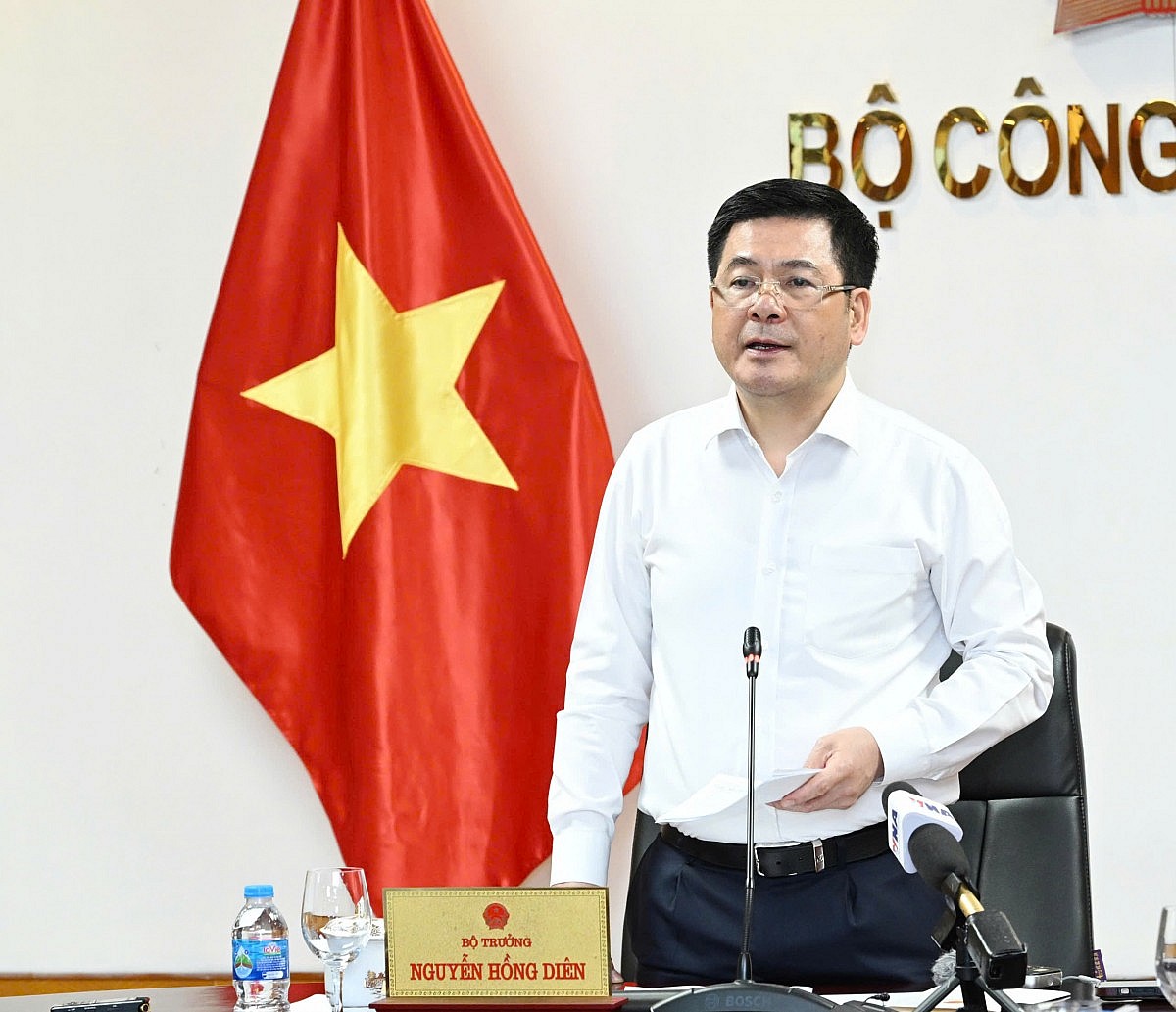 Những chỉ đạo của Bộ trưởng Nguyễn Hồng Diên tại Lễ công bố Quy hoạch điện VIII điều chỉnh