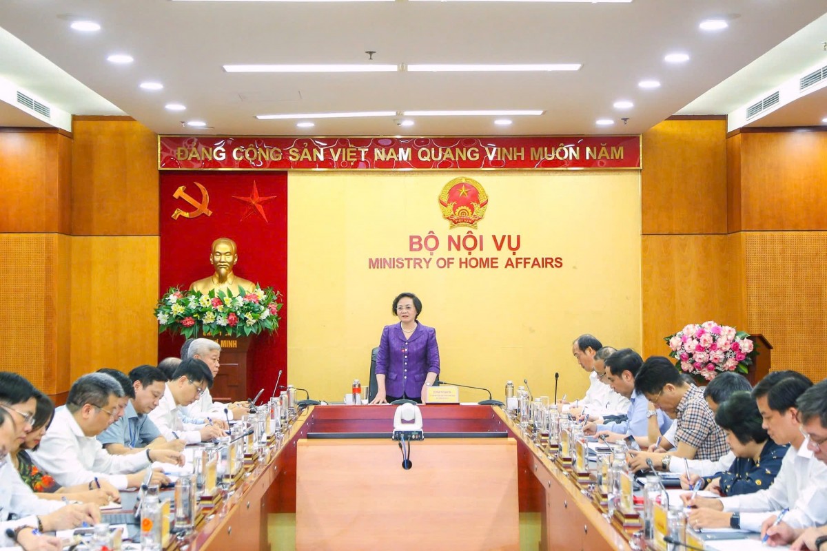 Bộ trưởng Bộ Nội vụ Phạm Thị Thanh Trà tại cuộc họp giao ban tháng 4 Bộ trưởng Bộ Nội vụ Phạm Thị Thanh Trà tại cuộc họp giao ban tháng 4